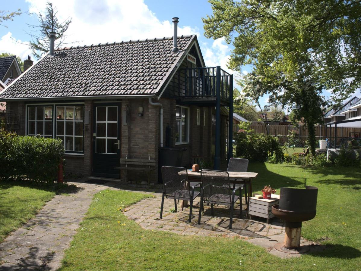 Small, Cute And Cozy Little Holiday Home Hippolytushoef Екстериор снимка