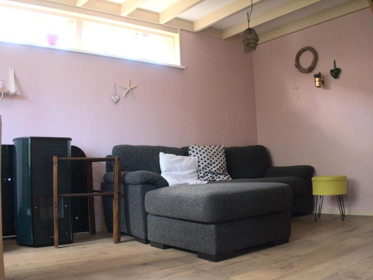 Small, Cute And Cozy Little Holiday Home Hippolytushoef Екстериор снимка